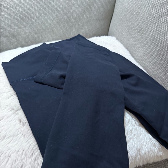 Lululemon Wunder Train Leggings - Picture 3 of 5